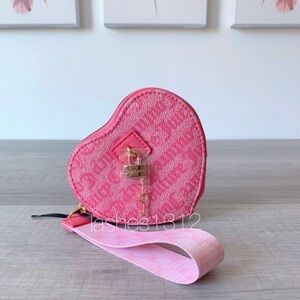 JUICY COUTURE Wallet Eastside Westside Heart Zip Around Wristlet - Pink